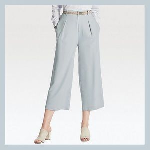 Uniqlo wide leg pants in XS